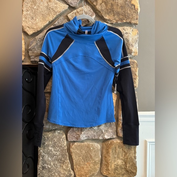 NWT FP Movement Dawn To Dusk Solid Hoodie - Light Cobalt Combo - Picture 5 of 10